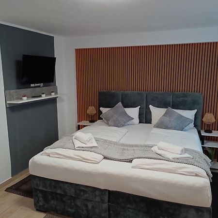 Hotel Ari كايزرسلاوترن المظهر الخارجي الصورة