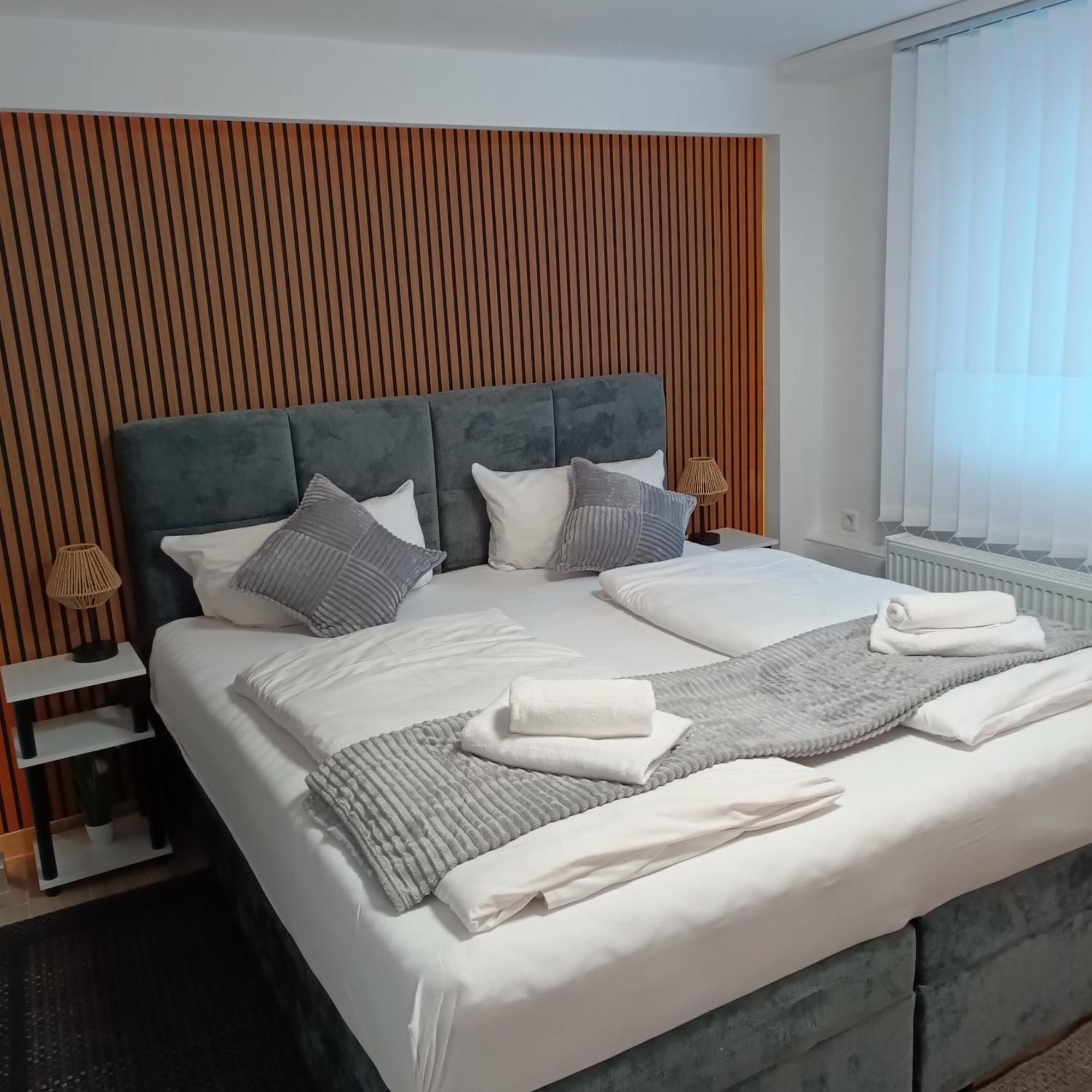 Hotel Ari كايزرسلاوترن المظهر الخارجي الصورة